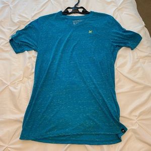 Men’s Hurley V neck T-shirt, size L